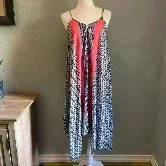 South Main Black, White Coral Print Summer Midi Dress Asymmetrical Hem S/M - Picture 1 of 10